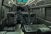 Mercedes-Benz Sprinter photo