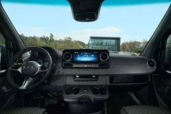 Mercedes-Benz Sprinter photo